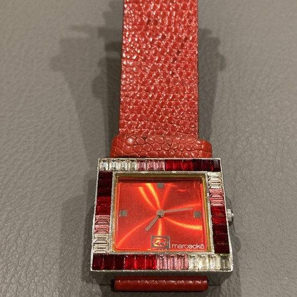 Marc Ecko Beautiful Red Jewel Face Watch - Picture 4 of 7